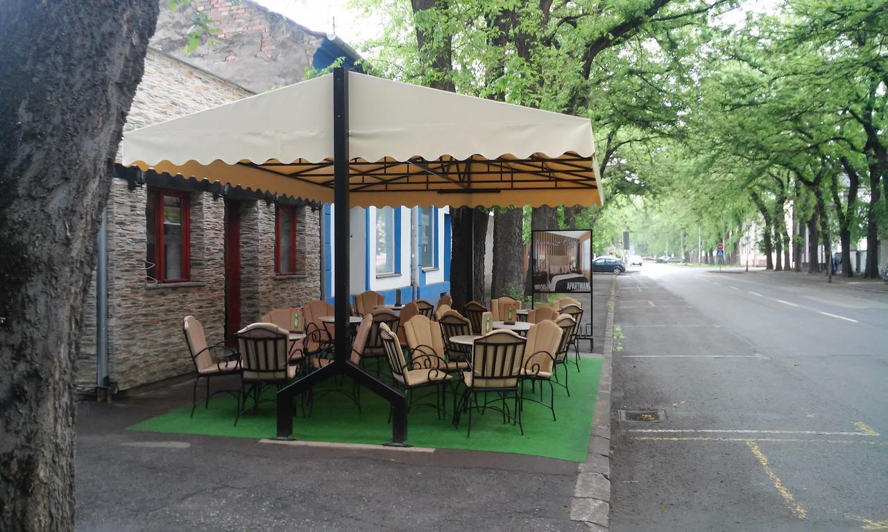 Bed&Breakfast Intermezzo Caffe Kikinda Exterior foto